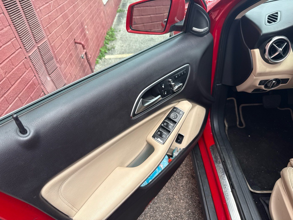 2018 Mercedes-Benz GLA-Class Image 10