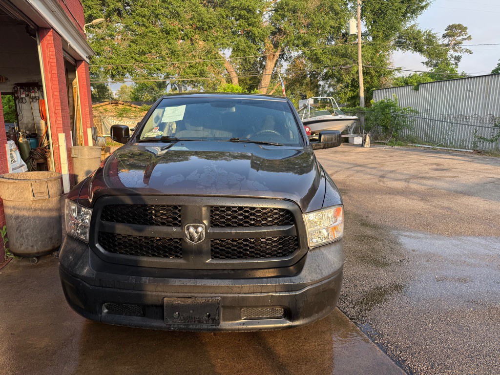 2021 RAM 1500 Image 3