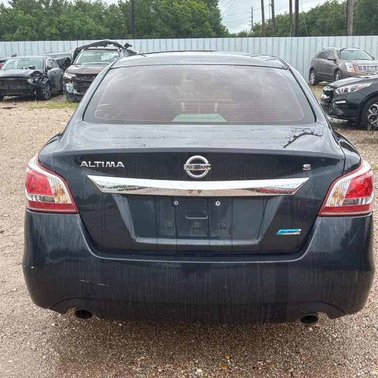 2013 Nissan Altima Image 4