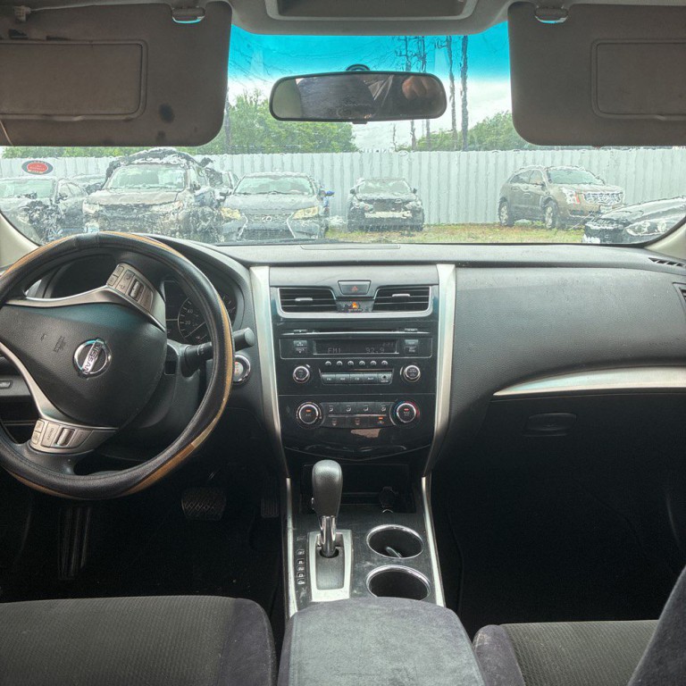 2013 Nissan Altima Image 7