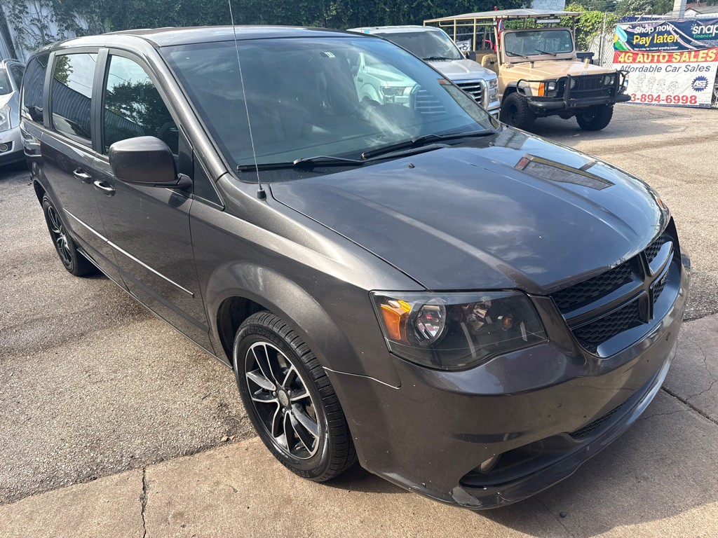 2016 Dodge Grand Caravan Image 2