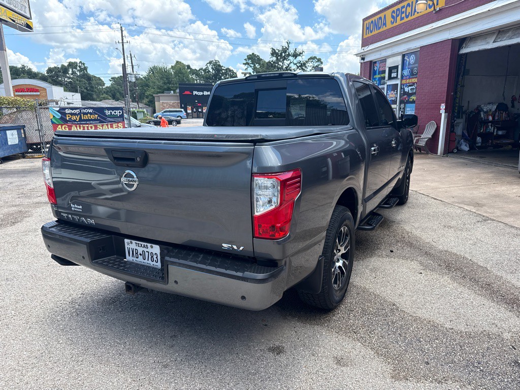 2021 Nissan Titan Image 7