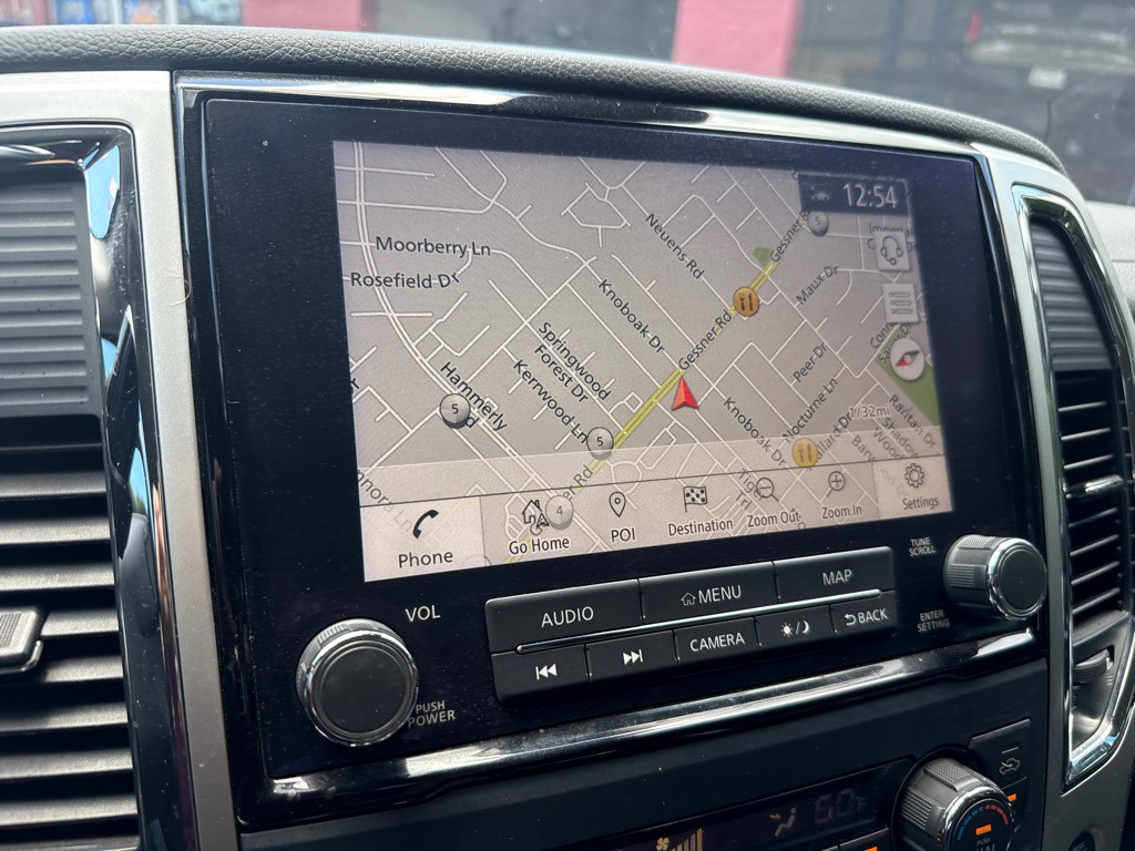 2021 Nissan Titan Image 14