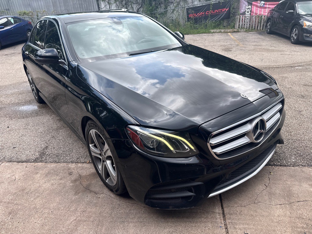 2018 Mercedes-Benz E-Class Image 2