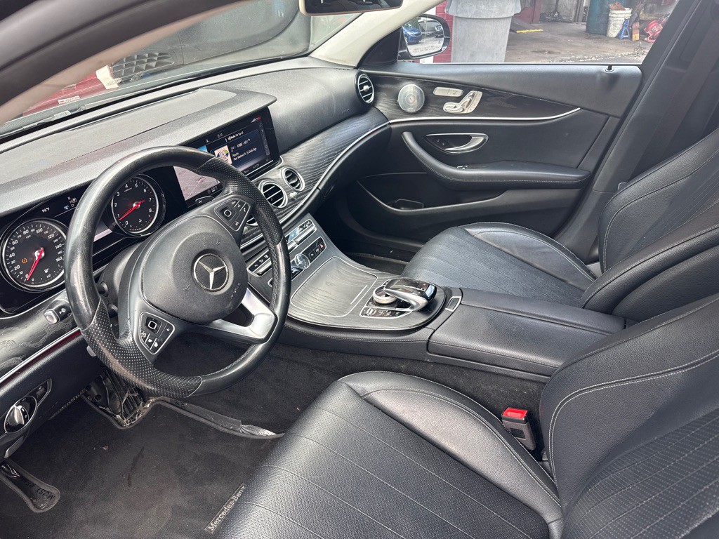 2018 Mercedes-Benz E-Class Image 10