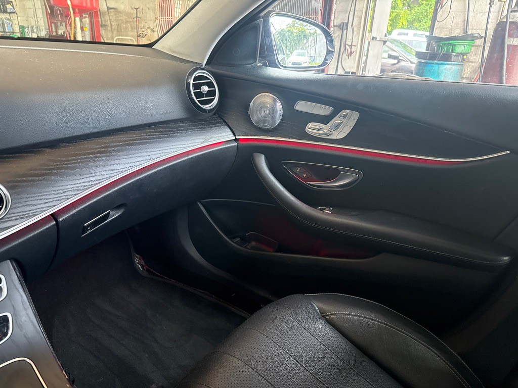2018 Mercedes-Benz E-Class Image 14