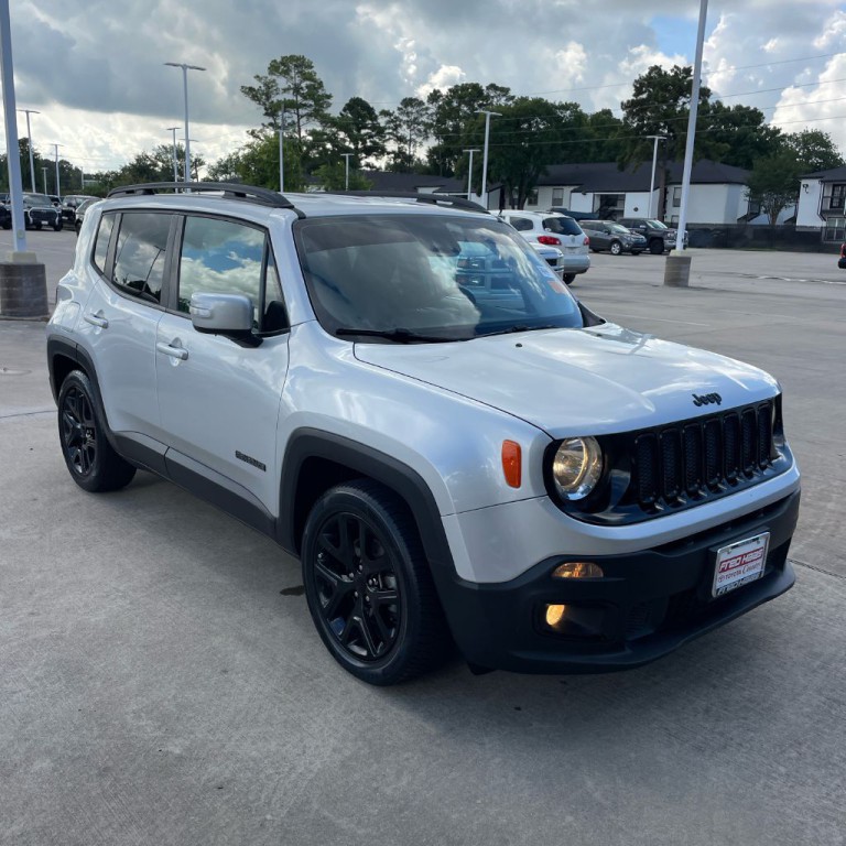 2017 Jeep Renegade Image 2