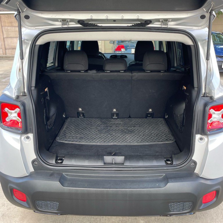 2017 Jeep Renegade Image 4