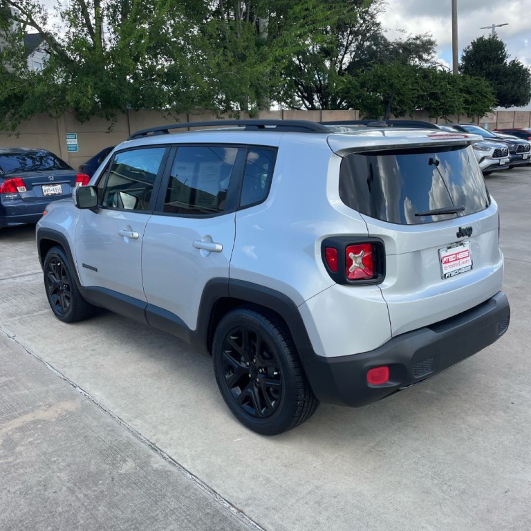 2017 Jeep Renegade Image 13