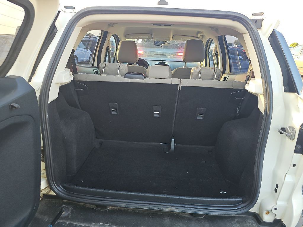 2021 Ford Econoline Image 3