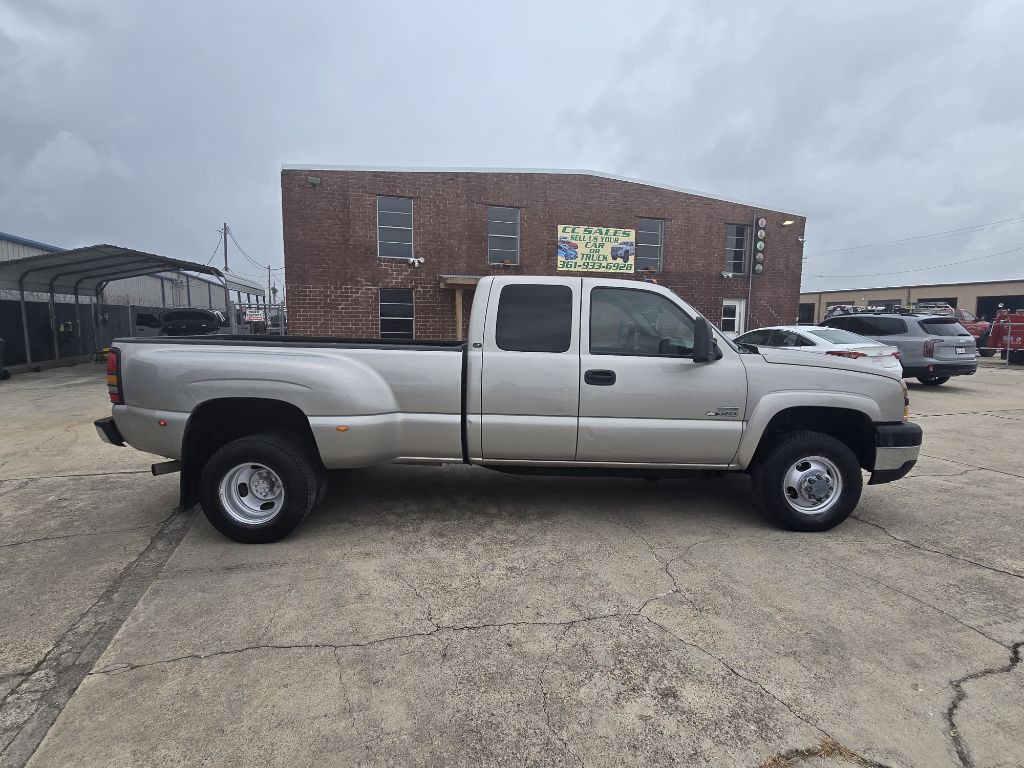 2007 Chevrolet Silverado 1500 Image 3