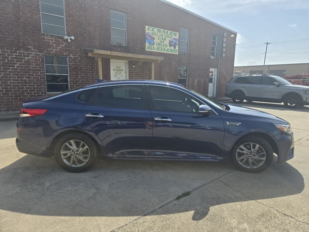 2019 Kia Optima Image 4