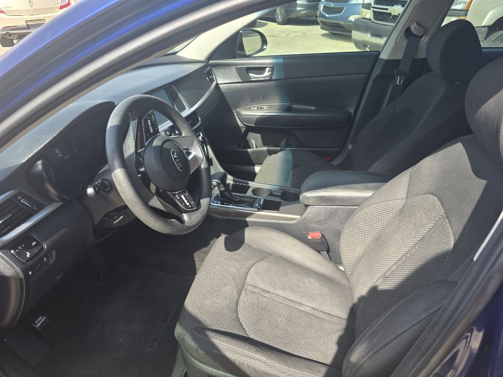 2019 Kia Optima Image 9