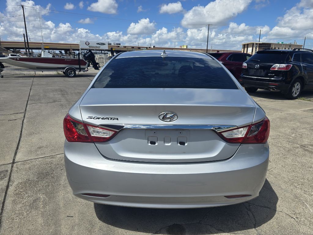 2012 Hyundai Sonata Image 5