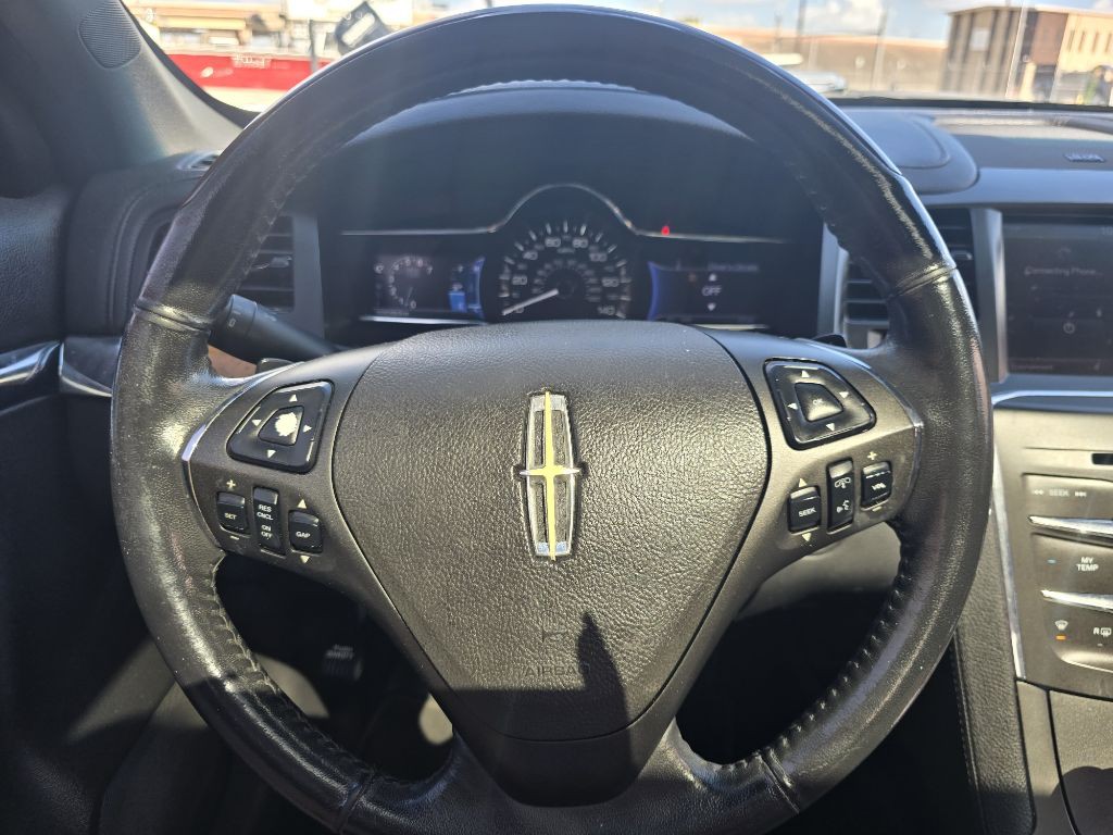2013 Lincoln MKS Image 8