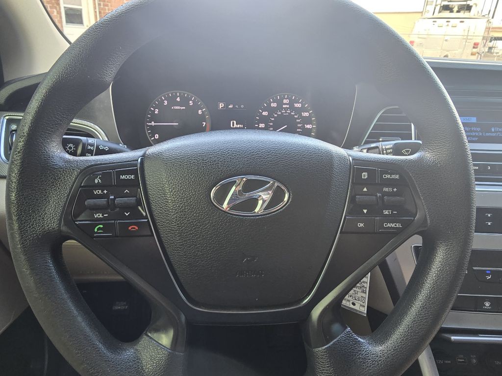 2015 Hyundai Sonata Image 8