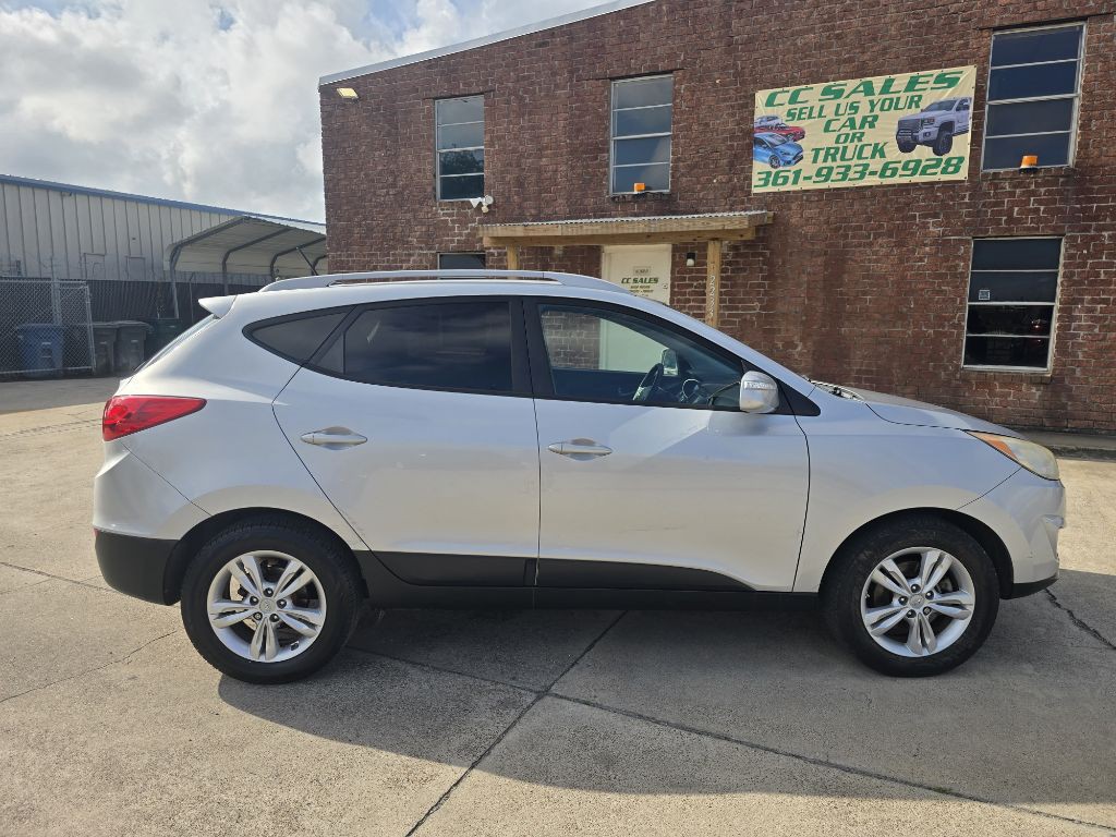 2013 Hyundai Tucson Image 3