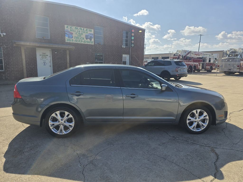 2012 Ford Fusion Image 3