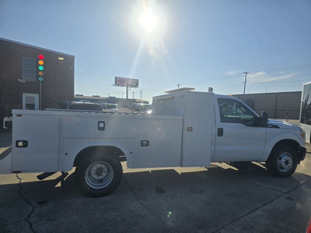2015 Ford F-350 Image 4