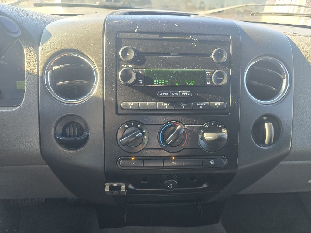 2005 Ford F-150 Image 7