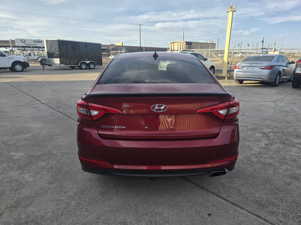 2015 Hyundai Sonata Image 3