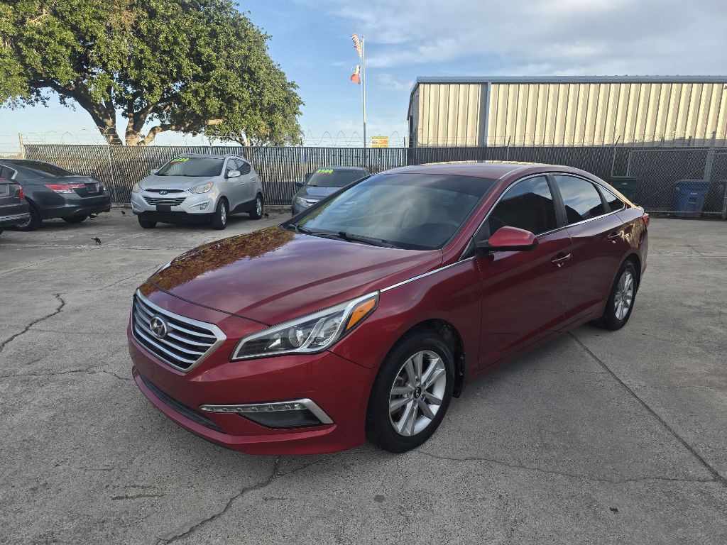 2015 Hyundai Sonata Image 2