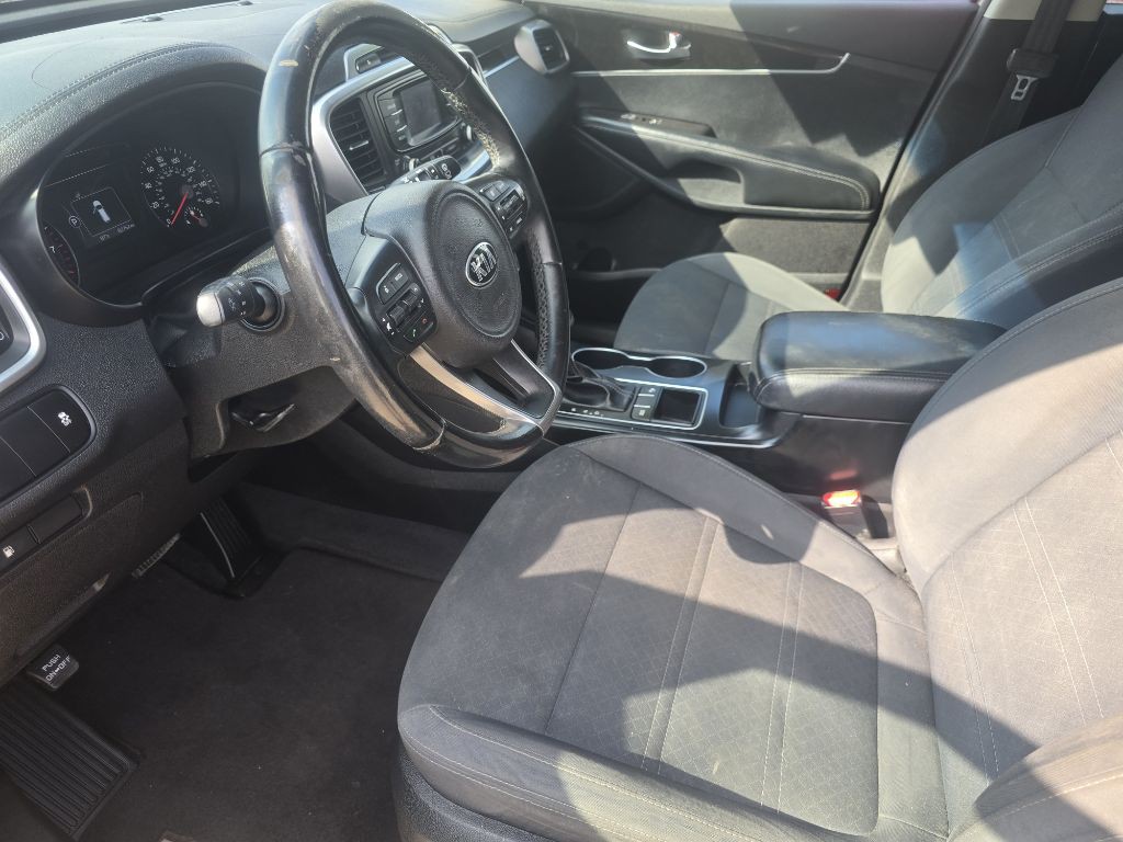 2016 Kia Sorento Image 10
