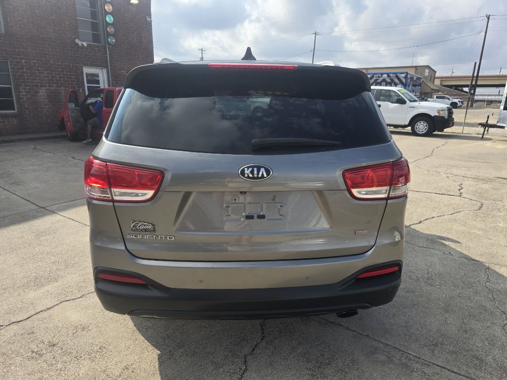 2016 Kia Sorento Image 5