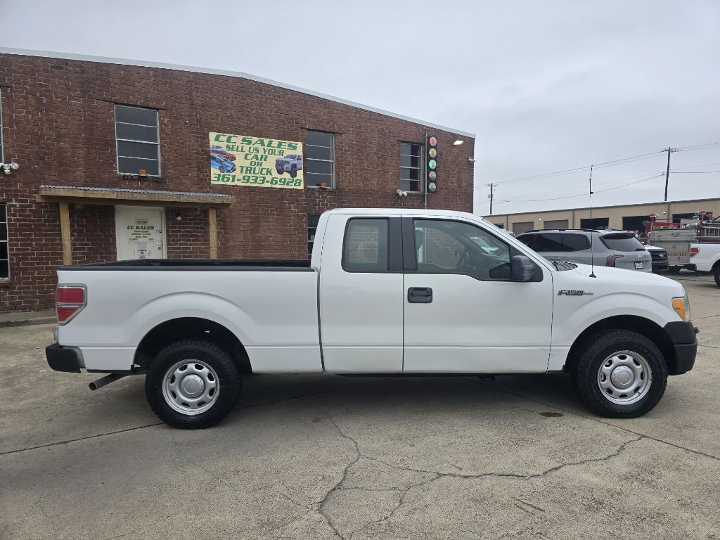 2011 Ford F-150 Image 3