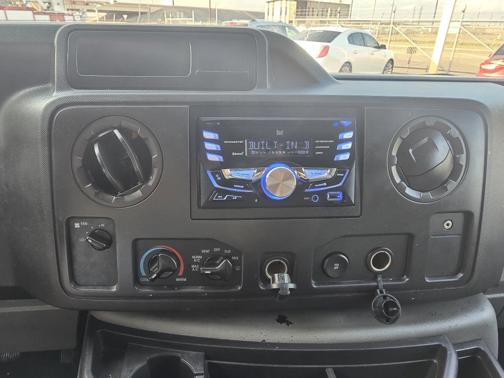 2013 Ford Econoline Image 8