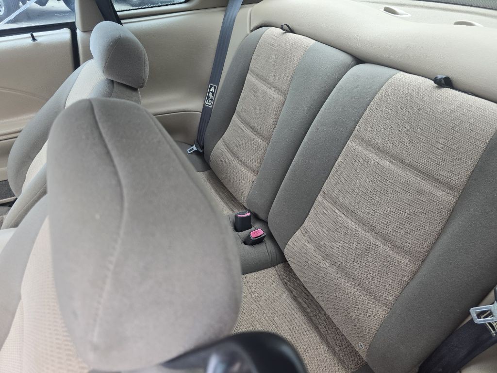 2003 Ford Mustang Image 10