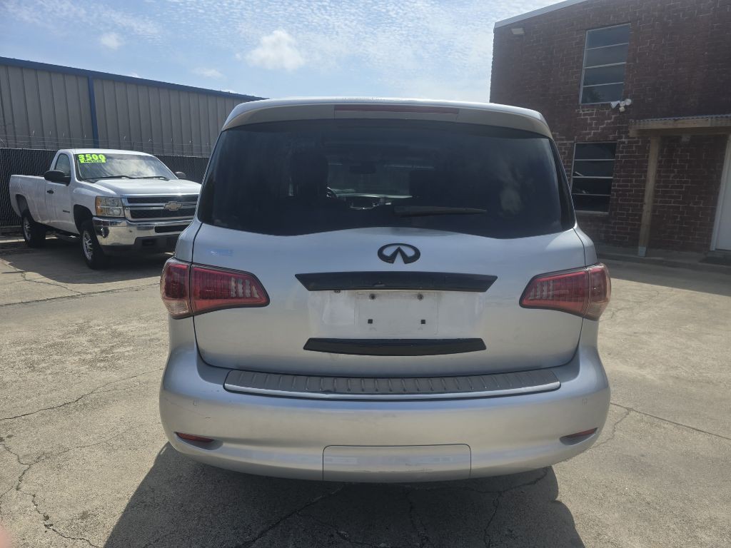 2012 INFINITI QX56 Image 5