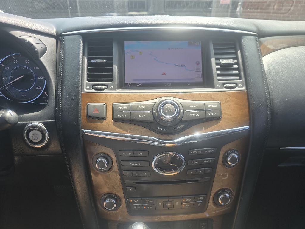 2012 INFINITI QX56 Image 10