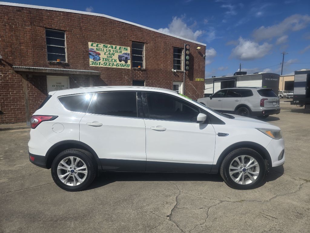 2017 Ford Escape Image 3