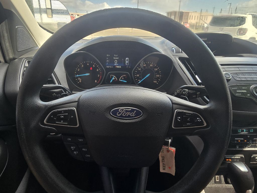 2017 Ford Escape Image 9