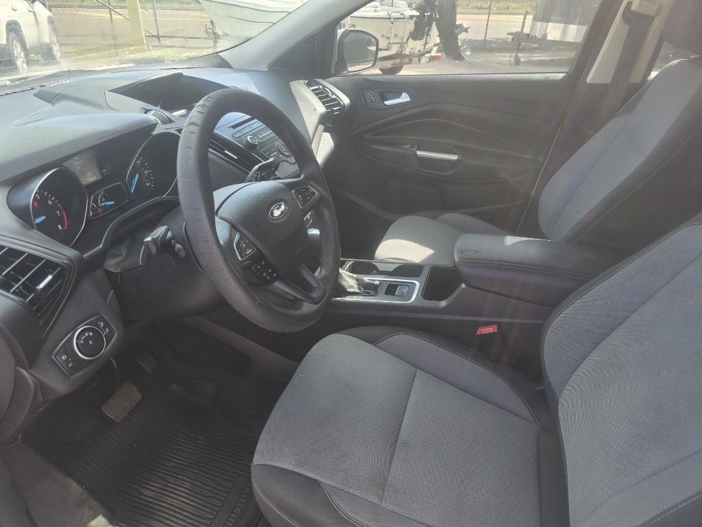 2017 Ford Escape Image 10