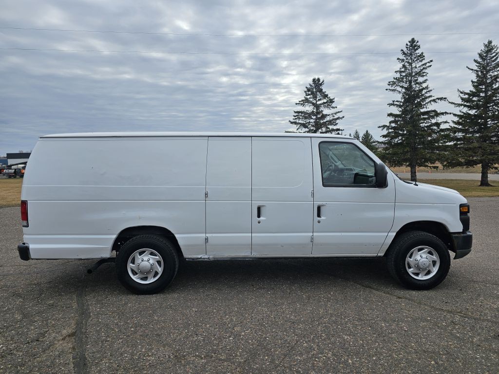 2014 Ford E-series Image 4