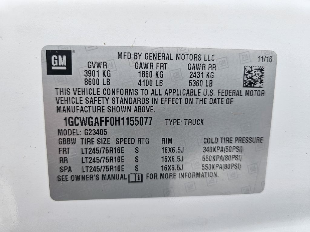 2017 Chevrolet Express Image 19