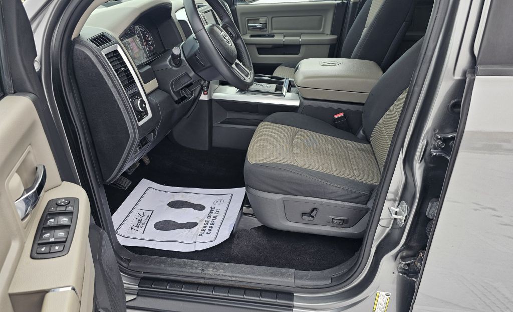 2012 RAM 1500 Image 9