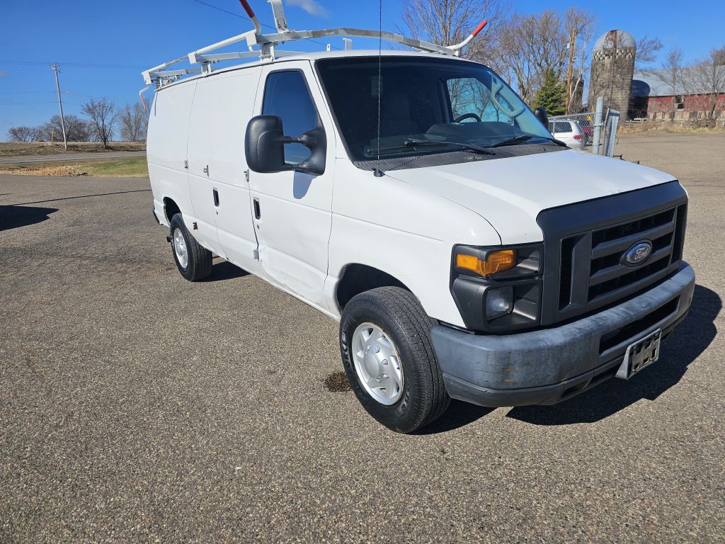 2013 Ford E-series Image 1