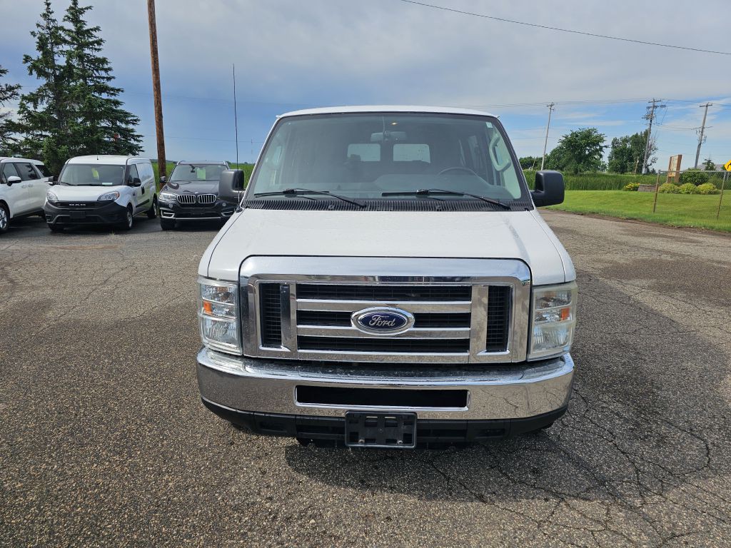 2014 Ford Econoline Image 3