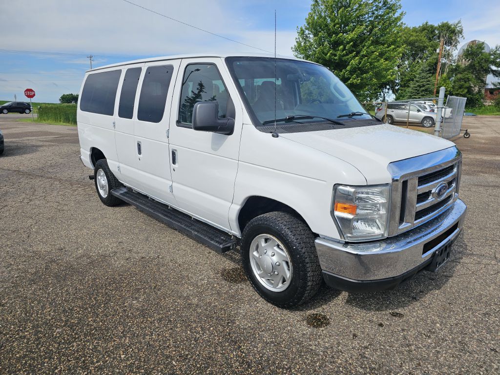 2014 Ford Econoline Image 4