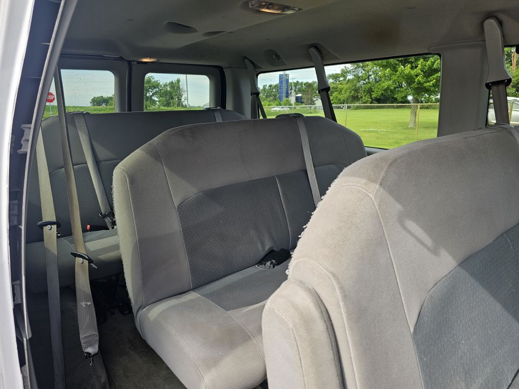 2014 Ford Econoline Image 10