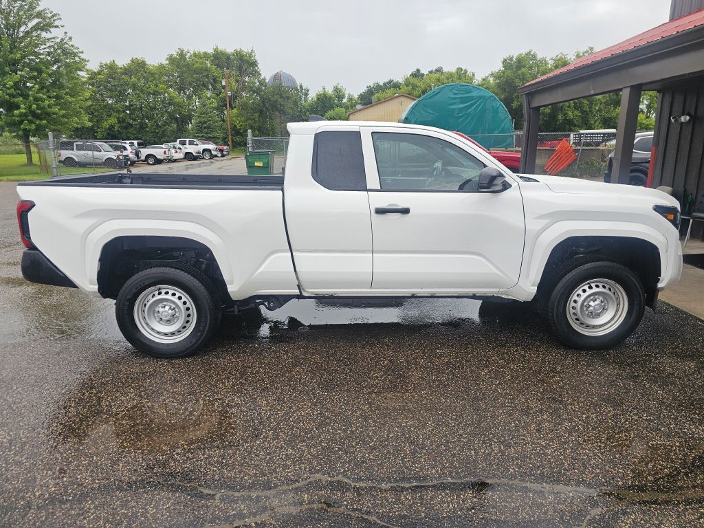 2024 Toyota Tacoma Image 5