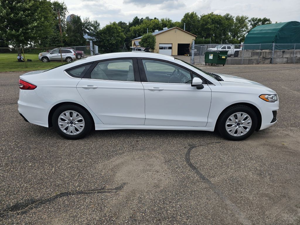 2019 Ford Fusion Image 5