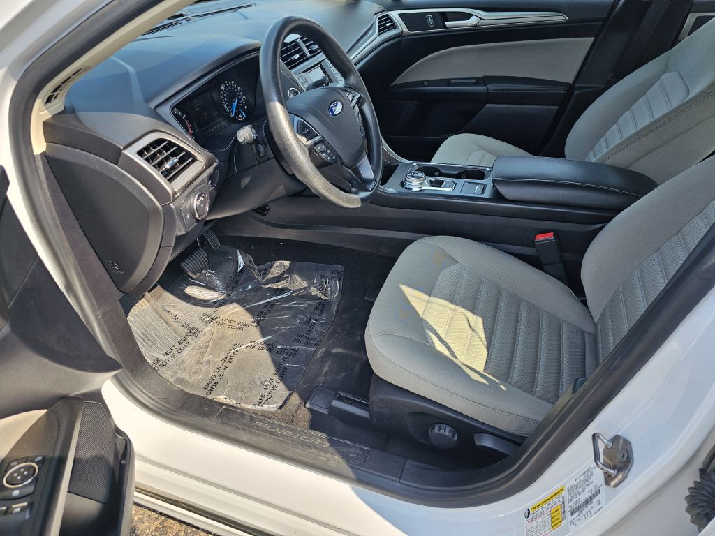 2019 Ford Fusion Image 9
