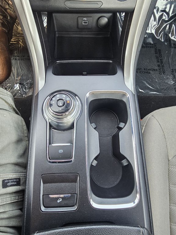 2019 Ford Fusion Image 18