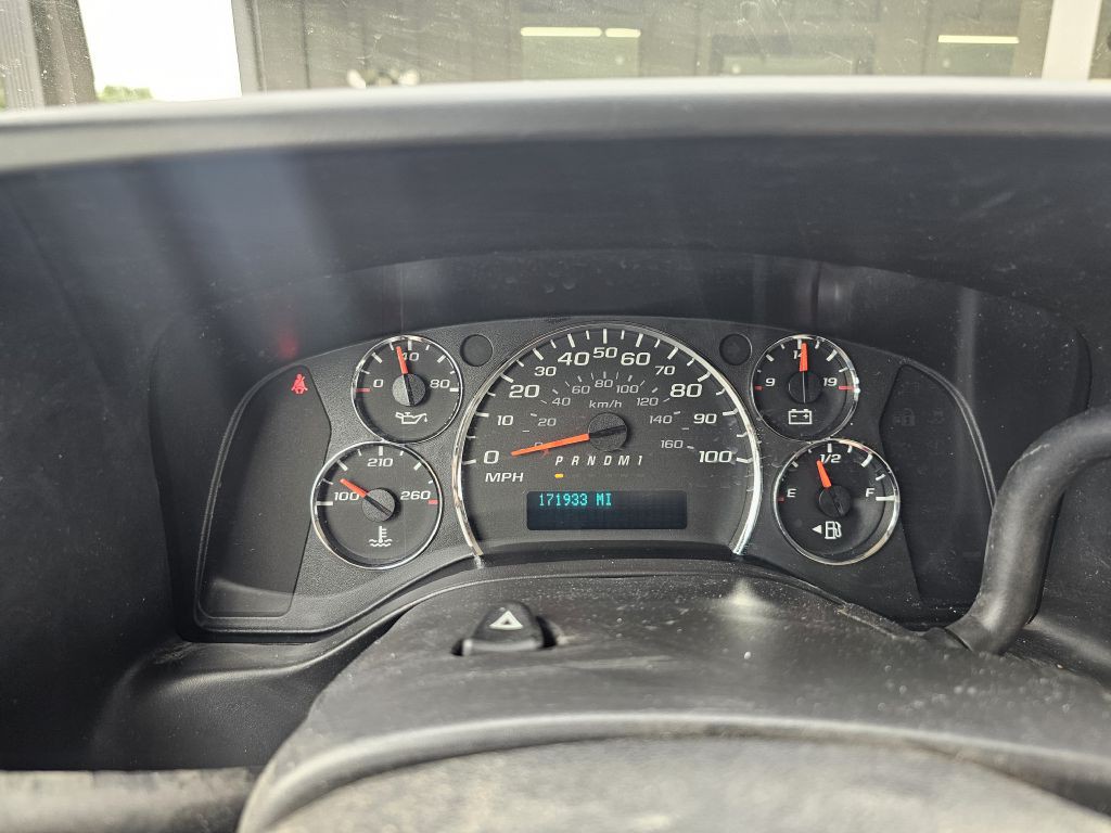 2015 Chevrolet Express Image 15
