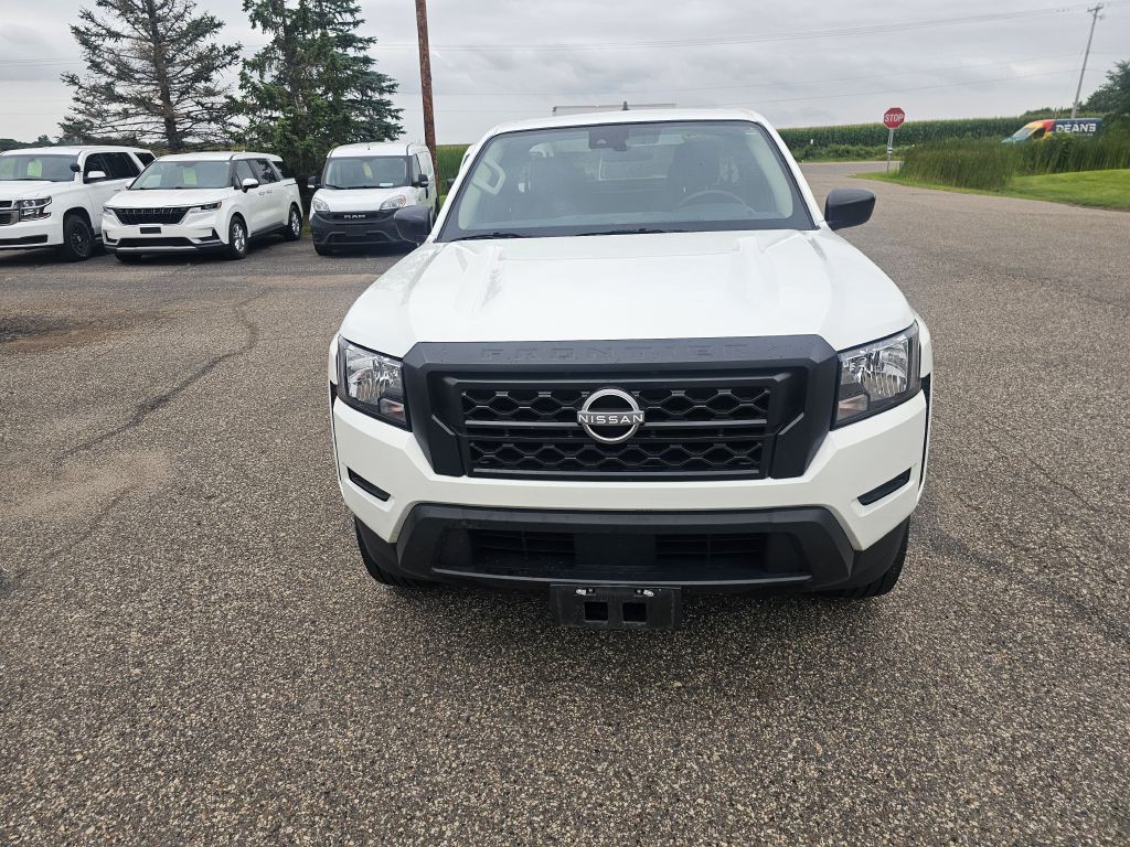 2024 Nissan Frontier Image 3