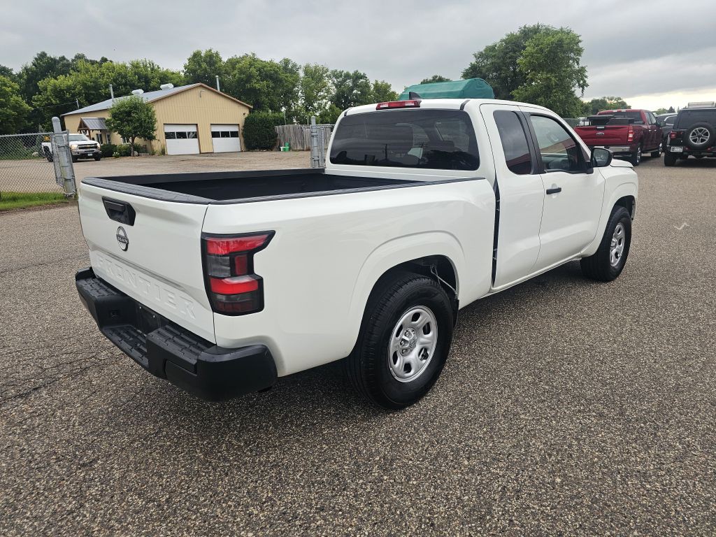 2024 Nissan Frontier Image 6